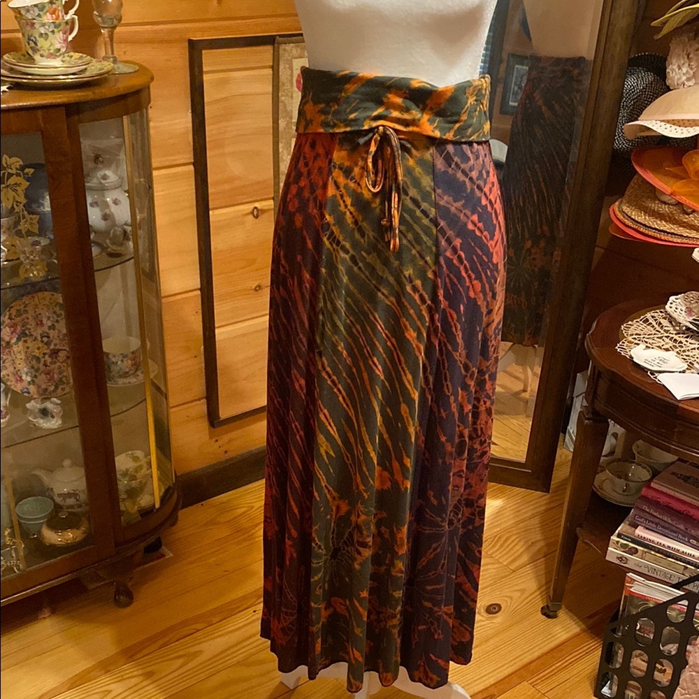 NWOT Kathmandu Orange and Green Maxi Skirt